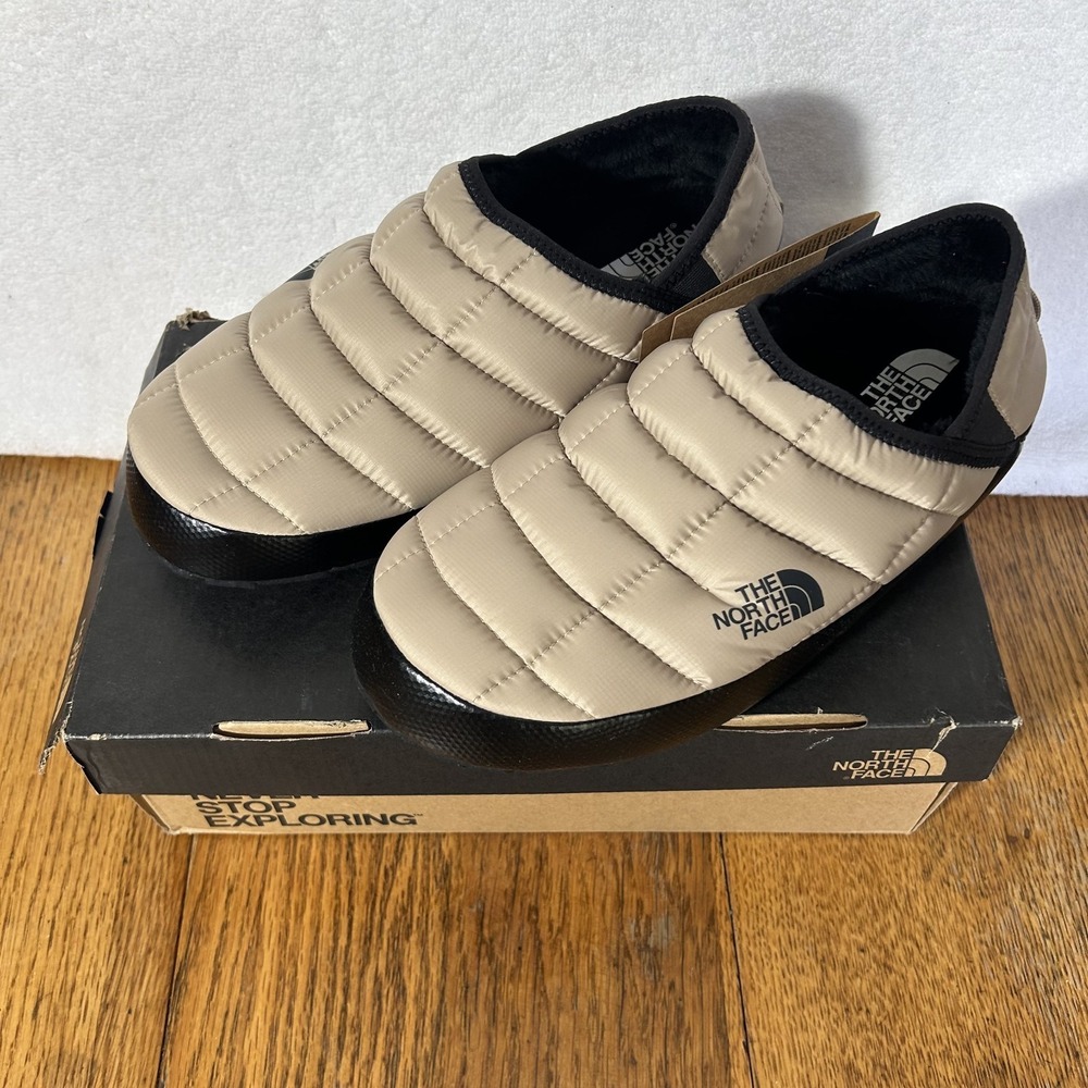 The North Face Mens Size 9 Beige Thermoball Traction Mules V Shoes